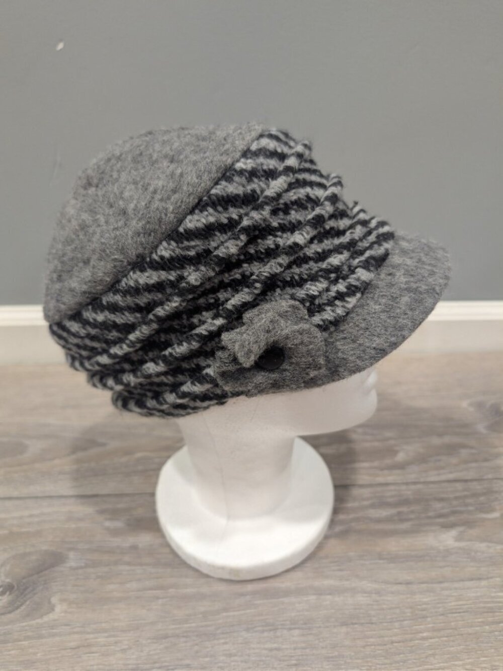 Guliana Newsboy Hat Women's Wool Blend Mixed Media Bow Made in ITALY Gray OS